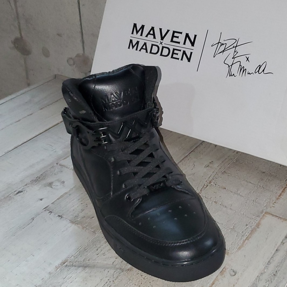 Black Steve Madden Sneakers